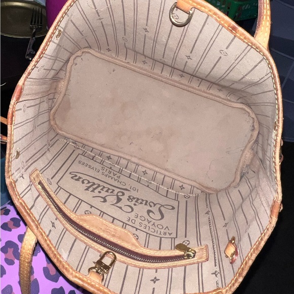 Authentic LV PM neverfull - Picture 3 of 12